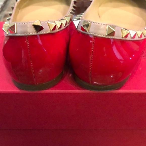 Authentic Valentino Studded Flats in Red and Gold. - Picture 4 of 6
